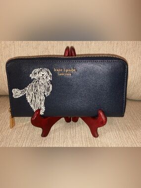 NWOT KATE SPADE SHAGGY EMBOSSED ZIP AROUND CONTINENTAL WALLET - NEVER USED